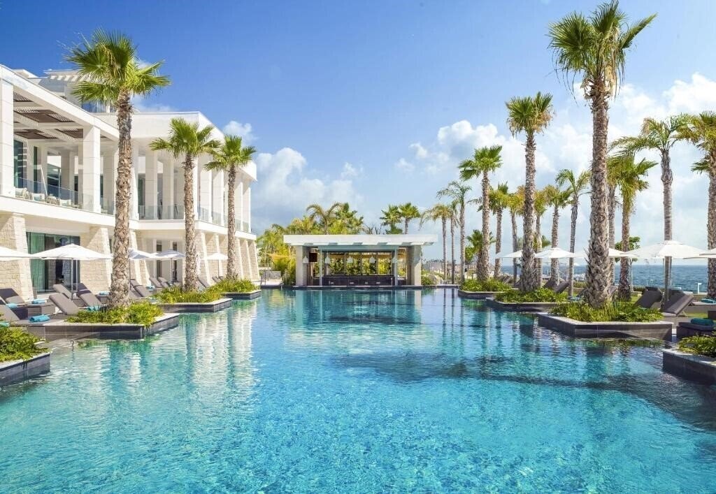 Amavi Hotel Paphos 5* қонақ үйі