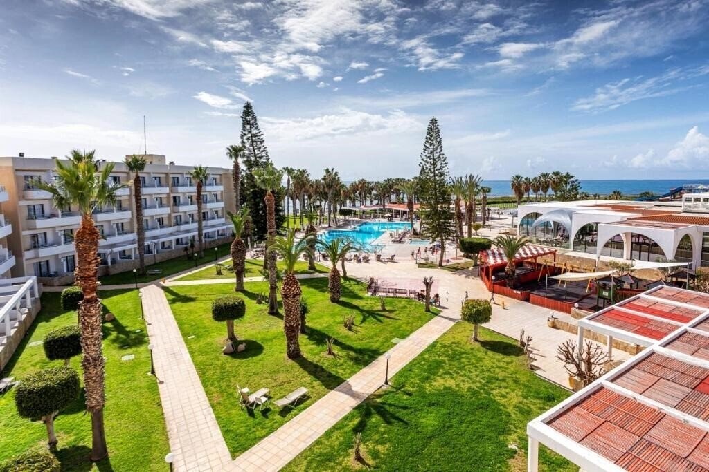 Изображение Louis Phaethon Beach 4*