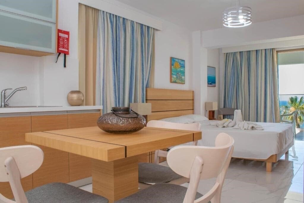 Rododafni Beach Apartments & Rododafni Holiday Villas 3* суреті