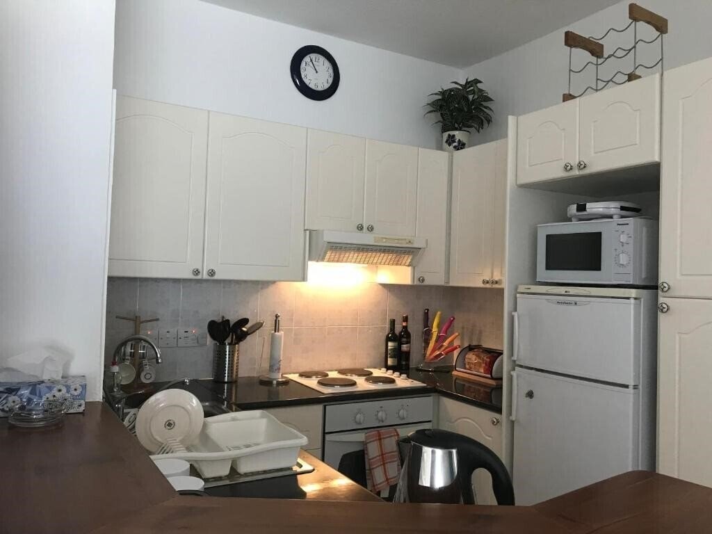 Картинка Kings Palace - Fabulous Pool-Side 2 Bed Apartment 3*