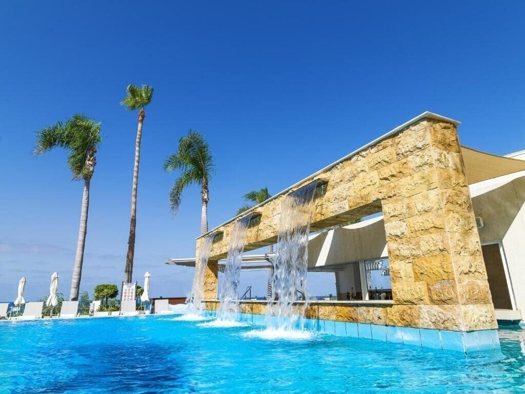 Alexander The Great Beach Hotel 4* суреті