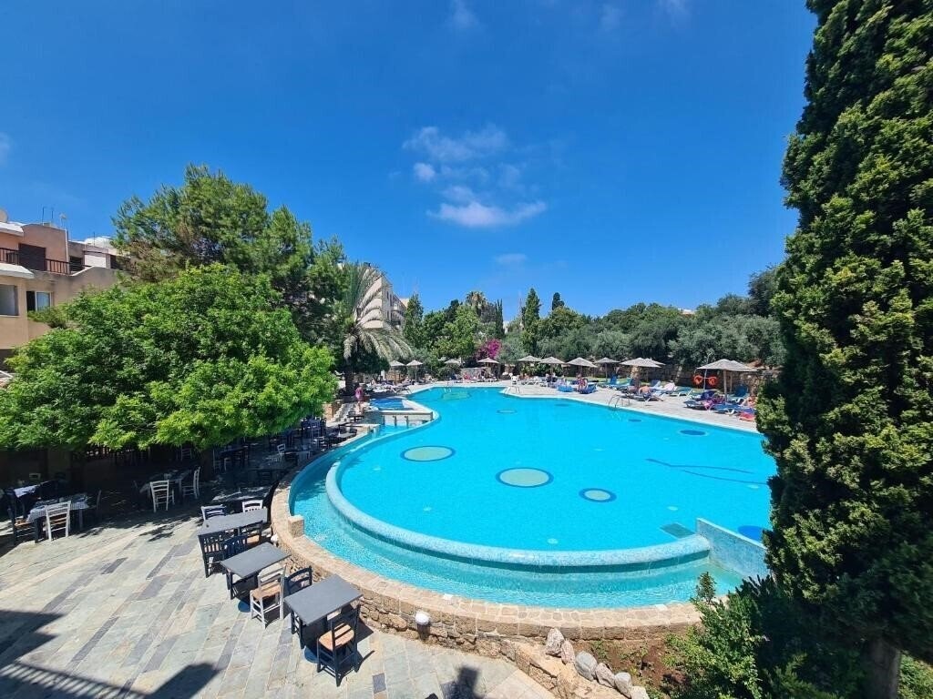 Отель Basilica Holiday Resort 3*