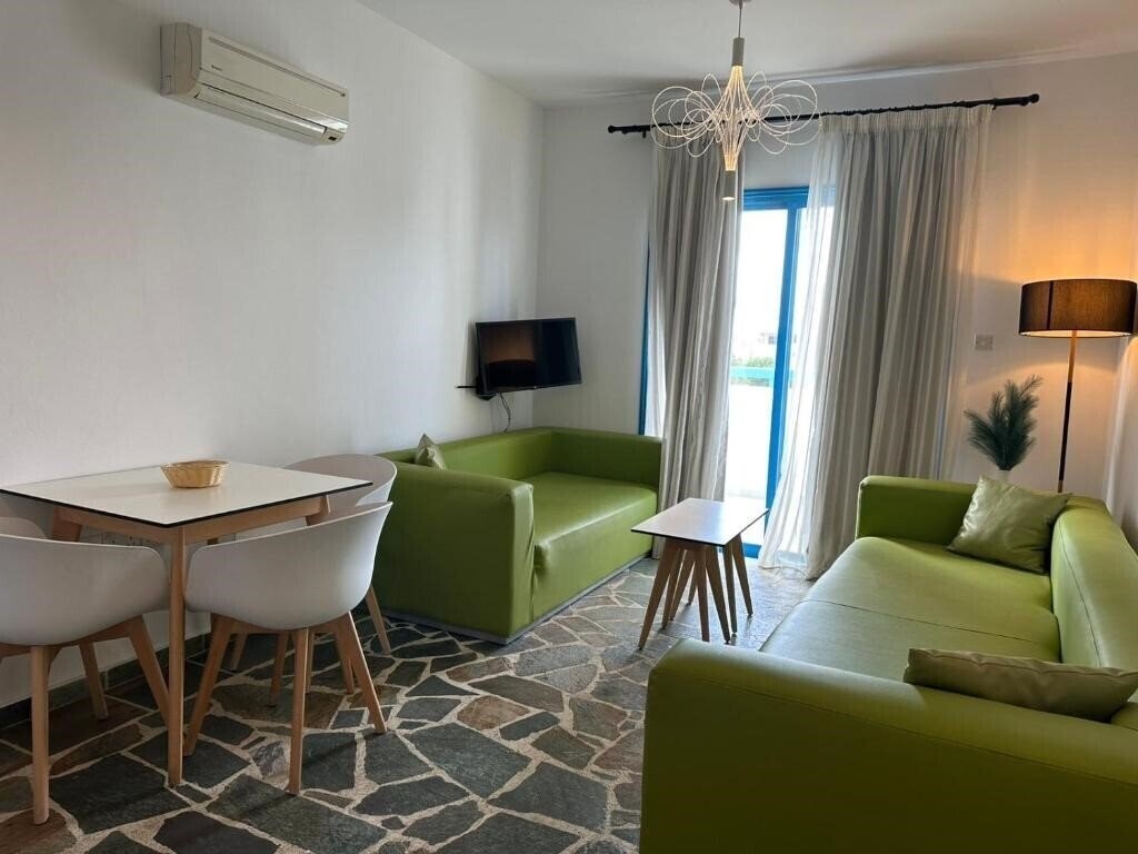 Фотография Tasmaria Hotel Apartments 3*
