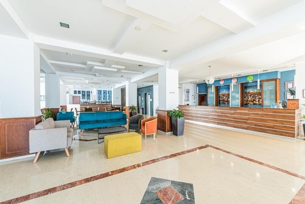 Golden Star Beach Hotel 3* суреті