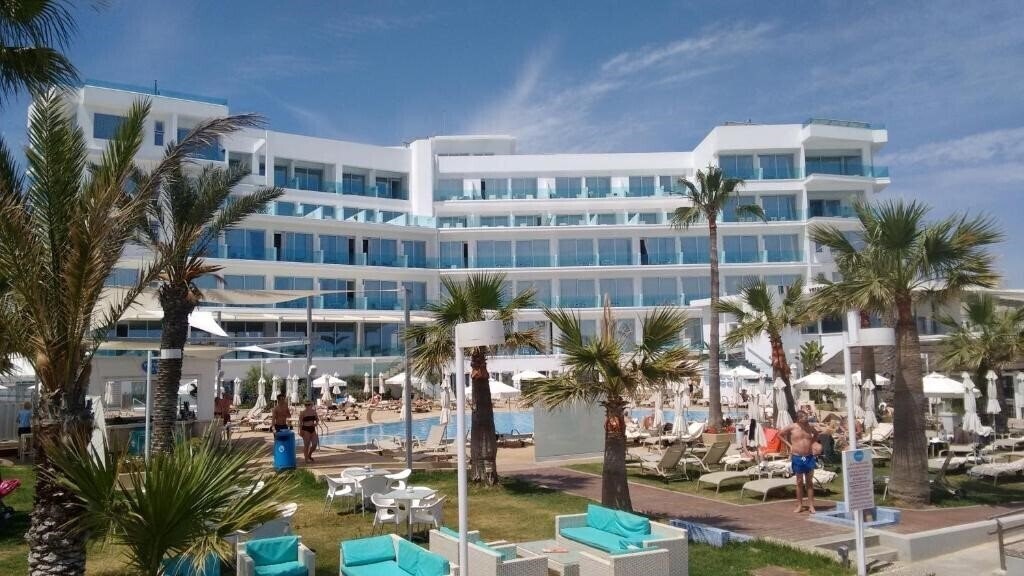 Картинка Vrissaki Beach Hotel 3*