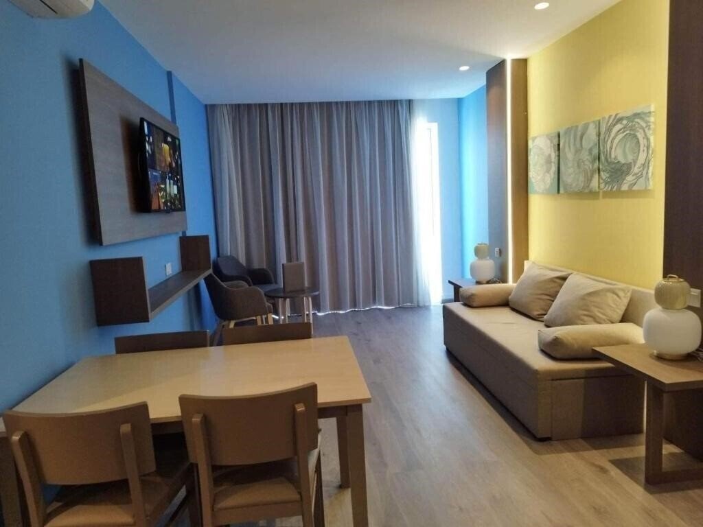 Melini Suites 4* суреті