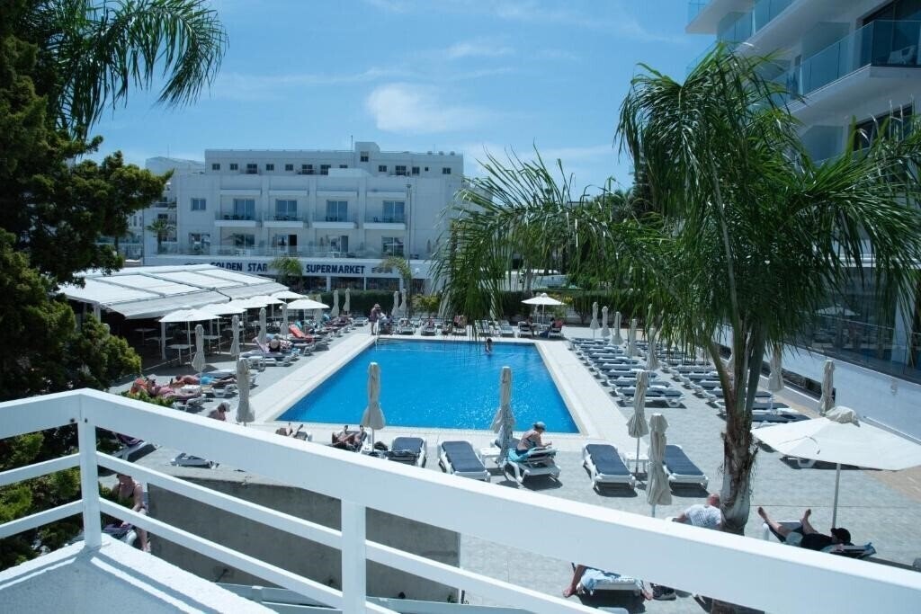 Картинка Flisvos Beach Apartments 2*