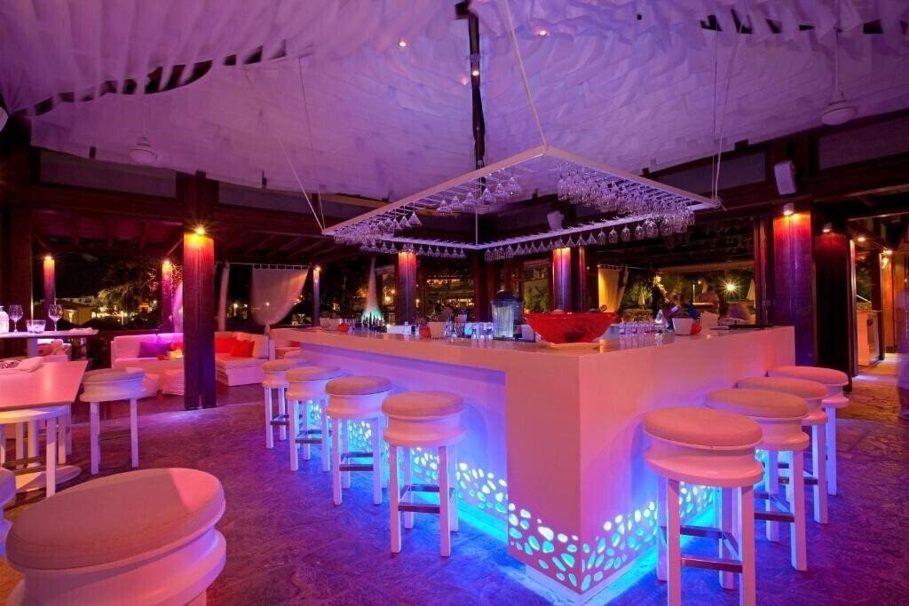 Capo Bay 4* суреті