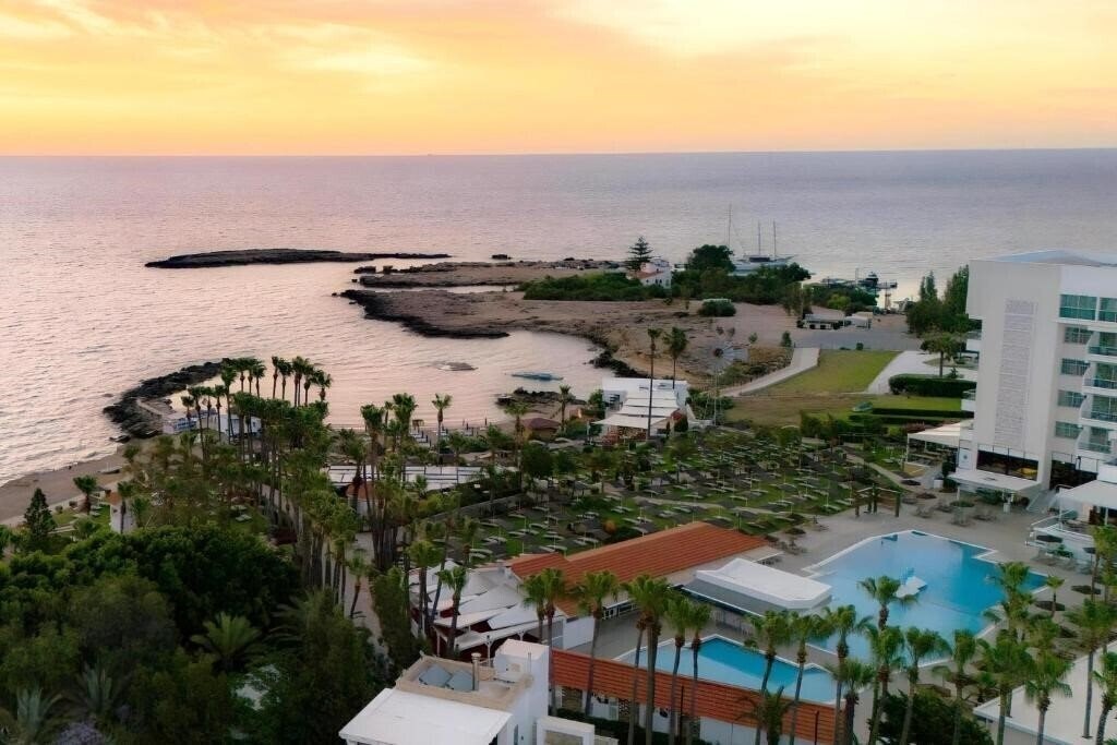 Фото Cavo Maris Beach Hotel 4*
