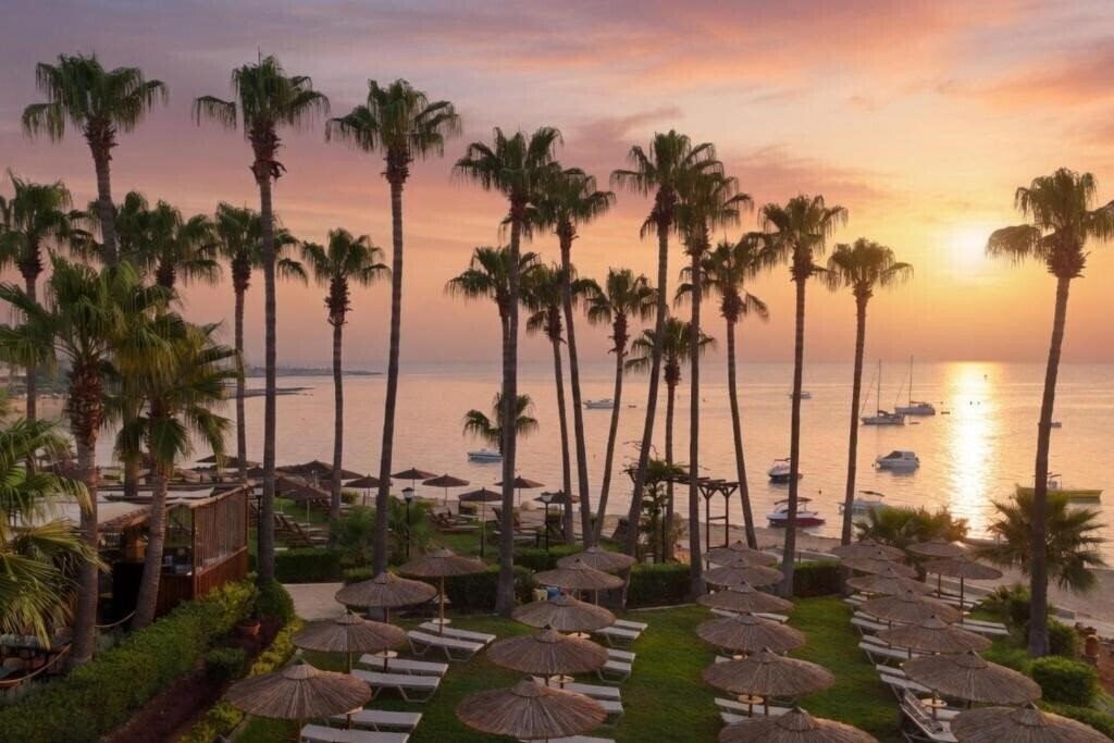 Фото Cavo Maris Beach Hotel 4*