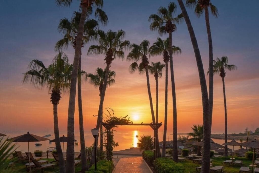 Изображение Cavo Maris Beach Hotel 4*