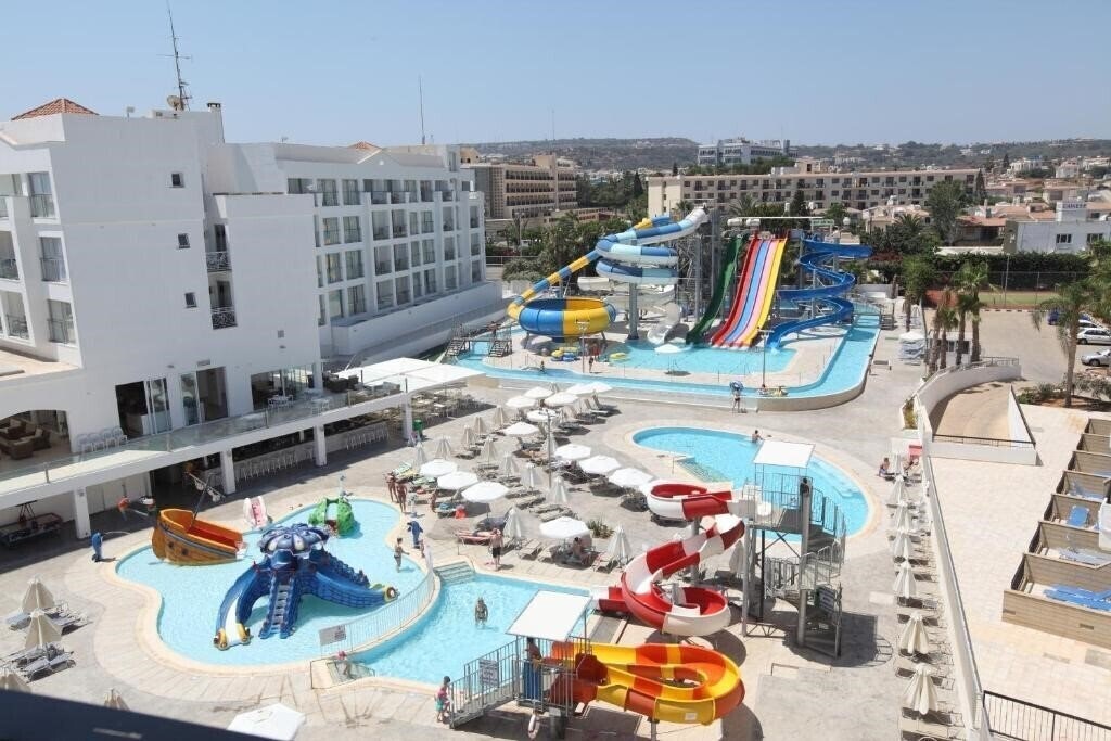 Anastasia Hotel Apartments 4* қонақ үйі