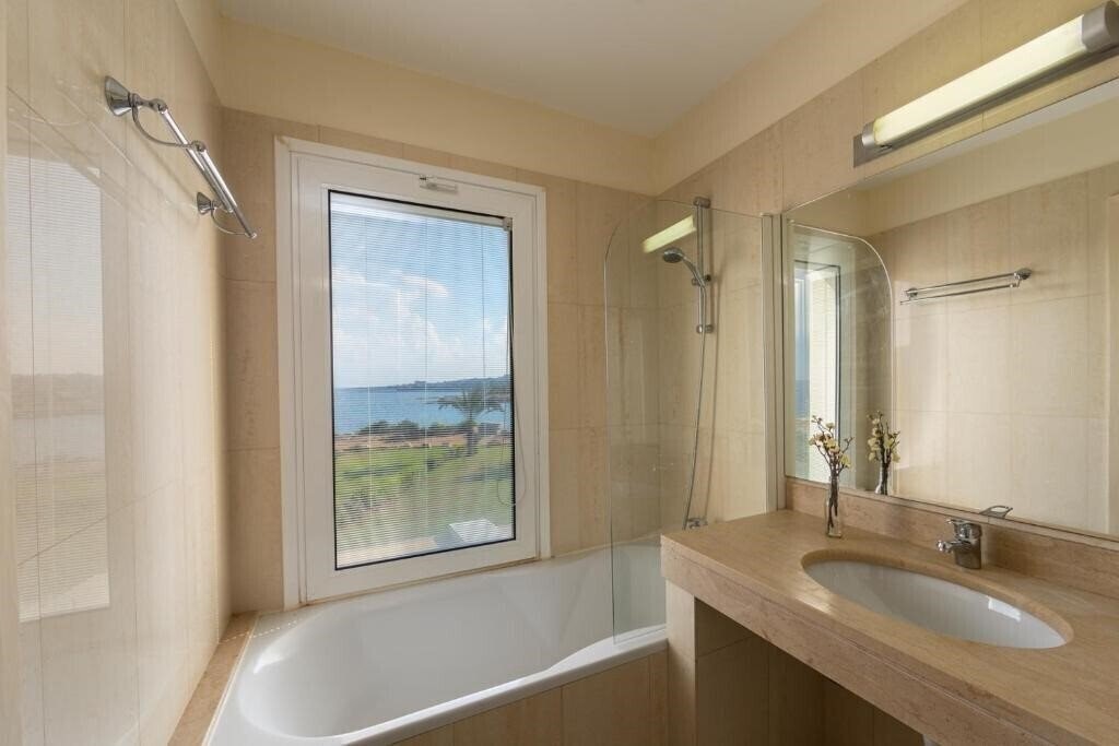 Villa Infinity Protaras 4* суреті