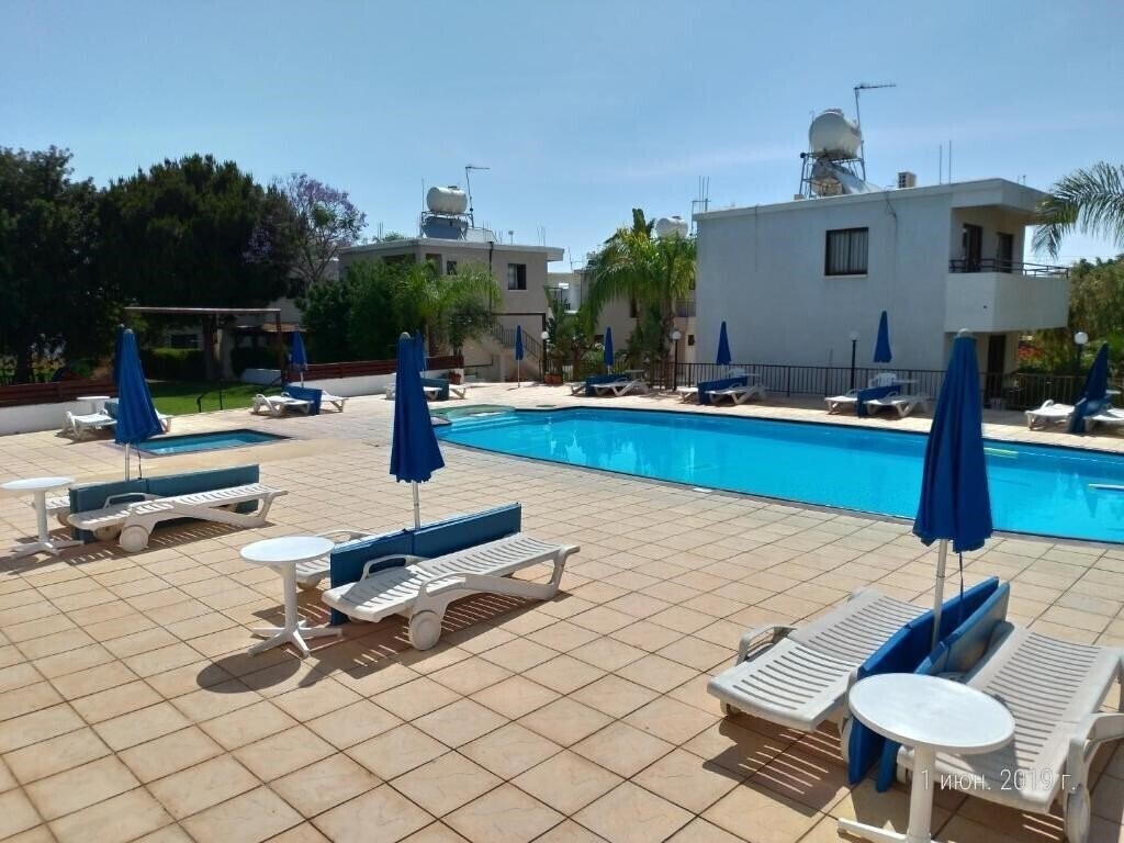 Фотография Constantaras Apartments 3*