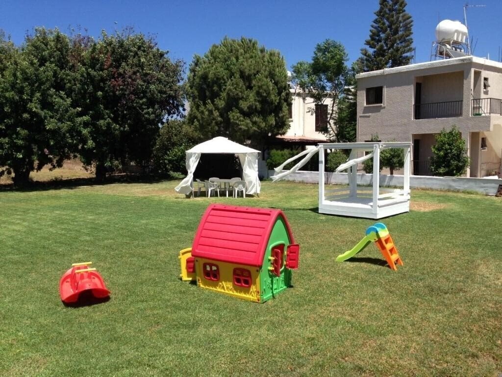 Картинка Constantaras Apartments 3*