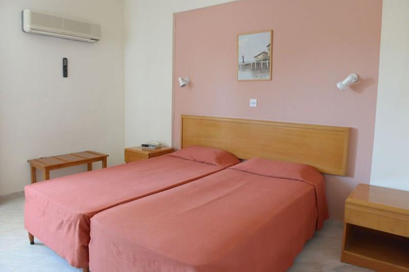 Artemis Apts апартаменты фотосуреті