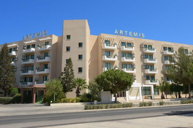 Artemis Apts апартаменты қонақ үйі