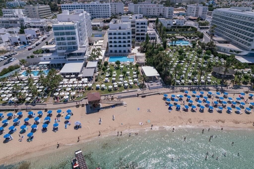 Iliada Beach 4* қонақ үйі