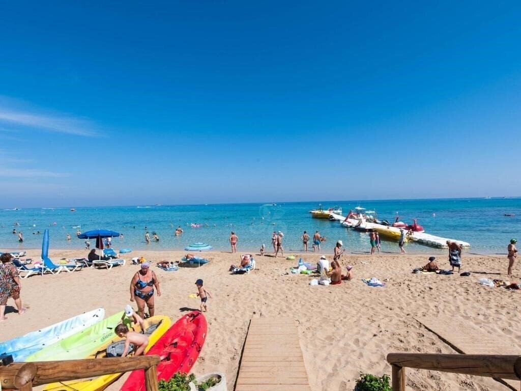 Iliada Beach 4* суреті