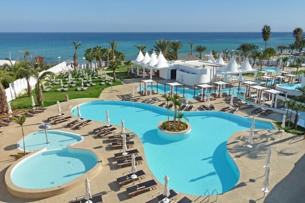 Отель Sunrise Pearl Hotel & SPA Cyprus 5*
