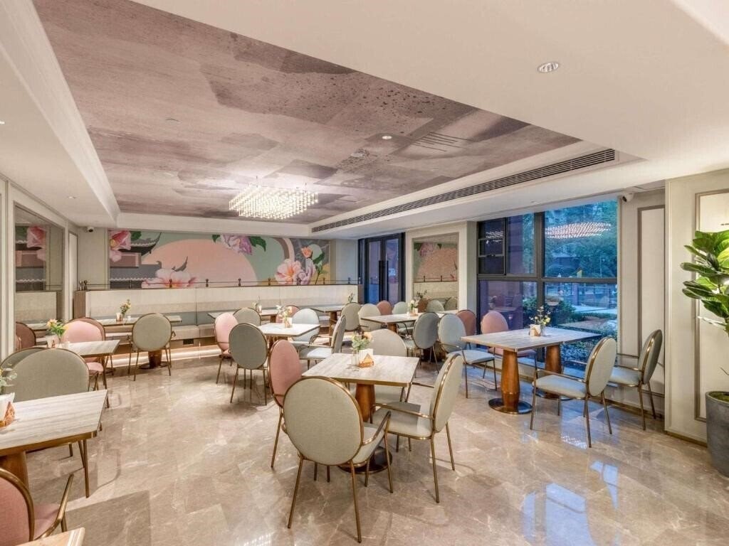 Фотография Mercure Chengdu Shuangliu International Airport 4*