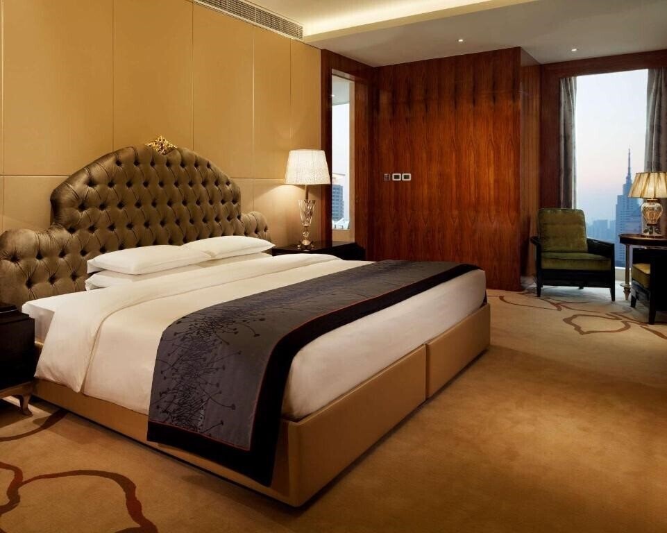 Отель Hyatt Regency Jinan 5*