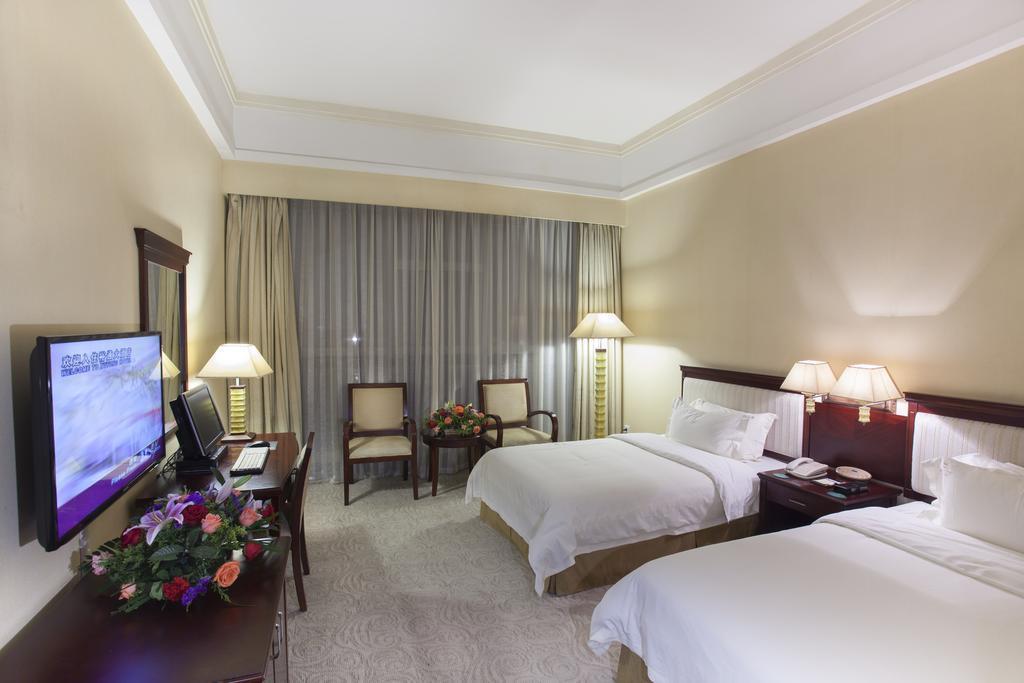 Yutong 4* фотосуреті