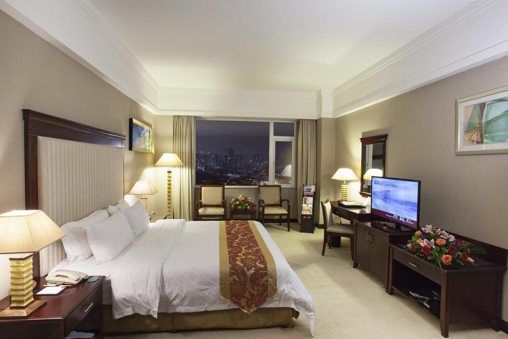 Yutong 4* суреті