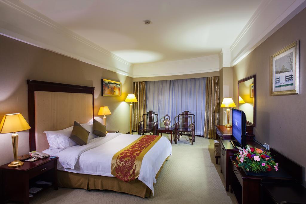 Yutong 4* суреті