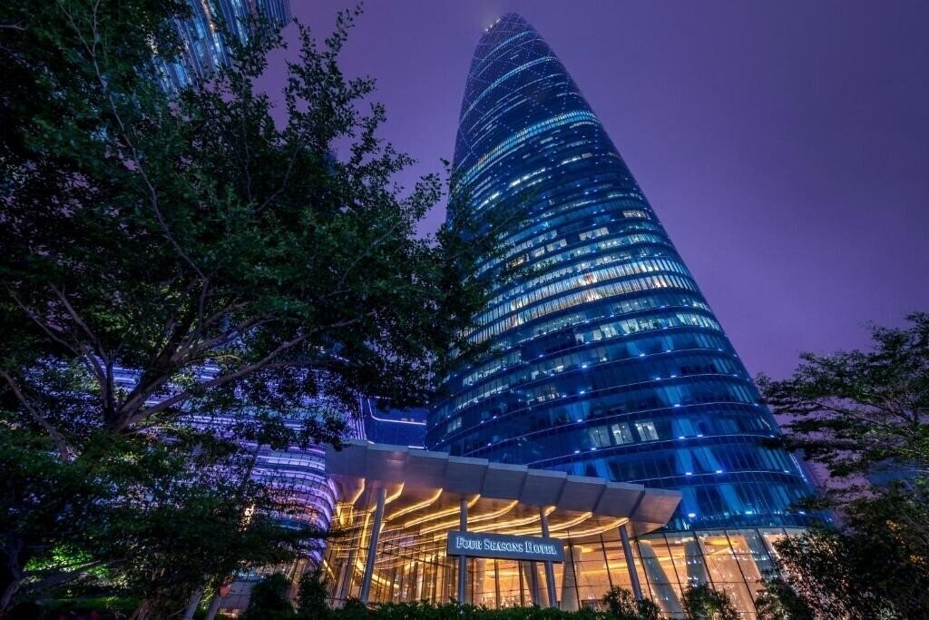 Four Seasons Guangzhou 5* қонақ үйі