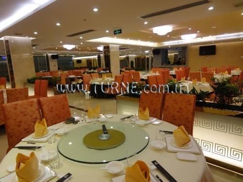 Yifeng Hotel 3* фотосуреті