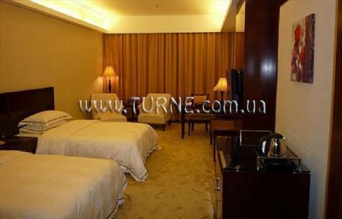 Yifeng Hotel 3* қонақ үйі