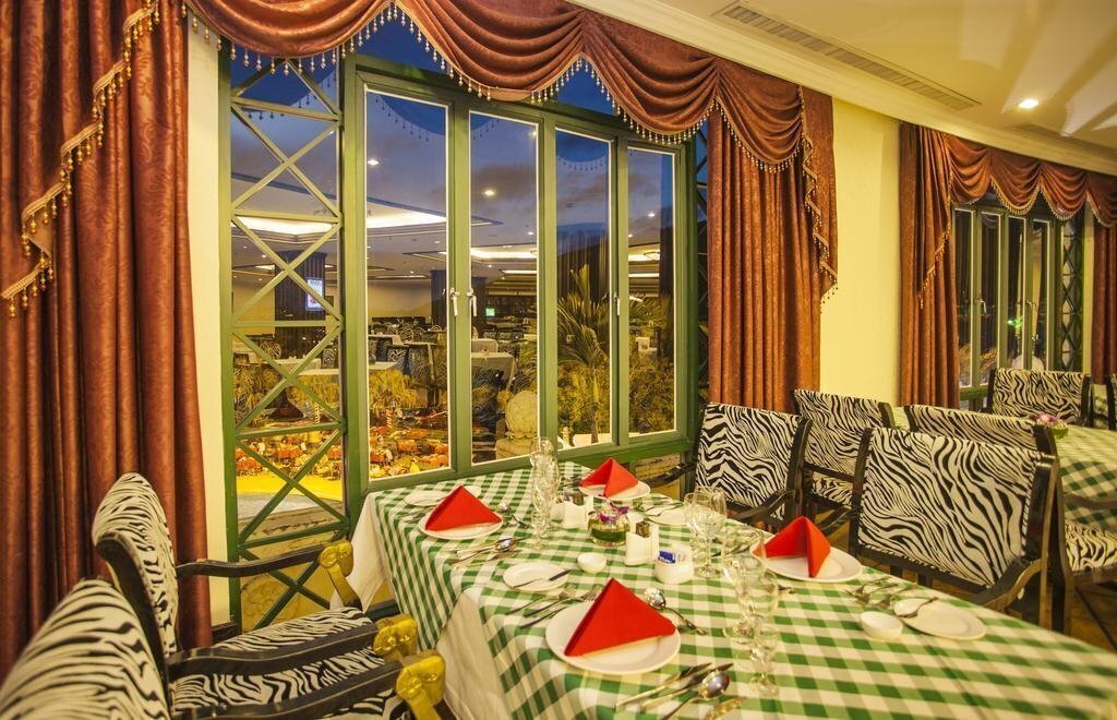 Universal Resort 5* суреті