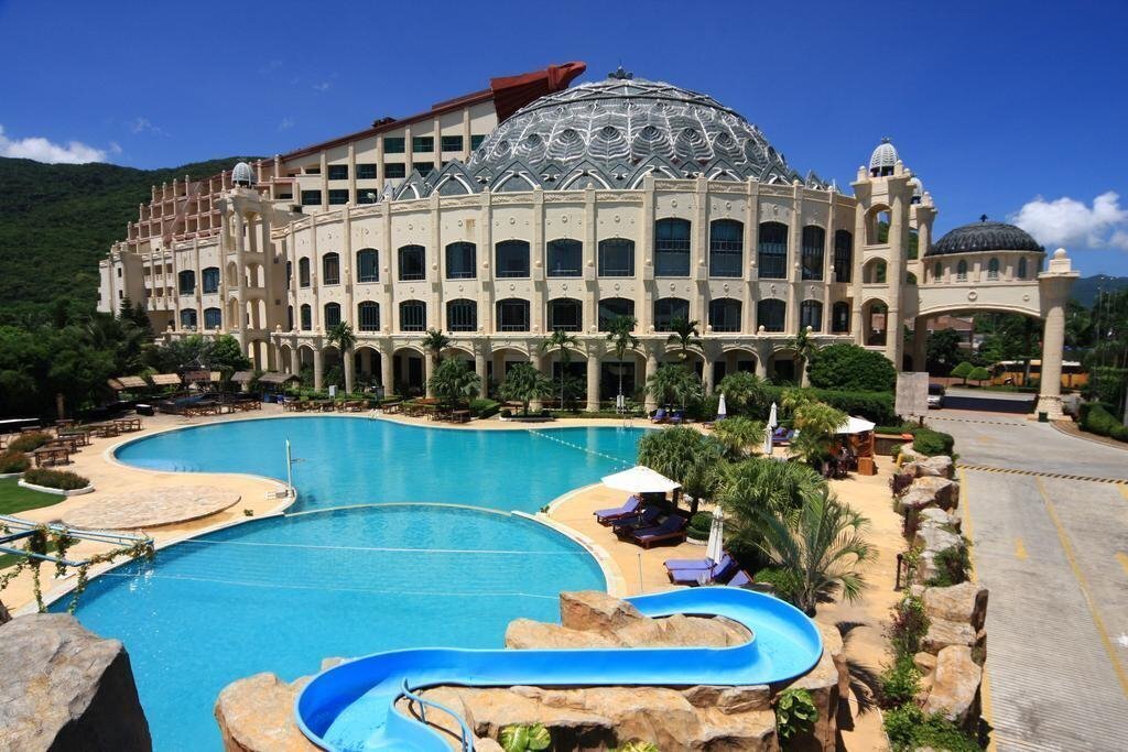 Universal Resort 5* суреті