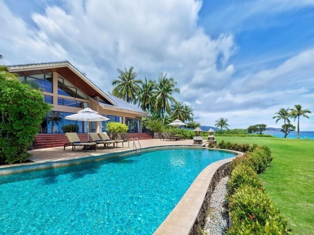Фото Hilton Sanya Yalong Bay Resort & Spa 5*