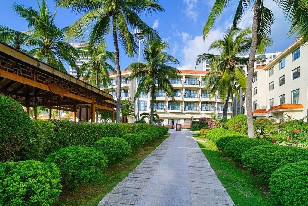 South China (ex. Sanya South China Hotel) 4* суреті