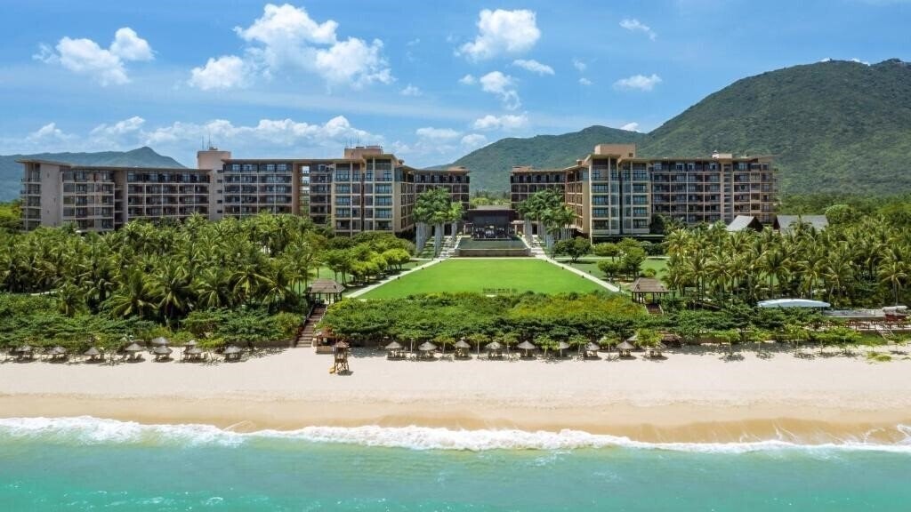 Изображение Yalong Bay Mangroove Tree Resort 5*
