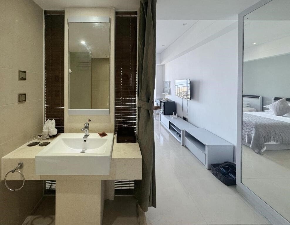 Фото Barry Boutique 3*
