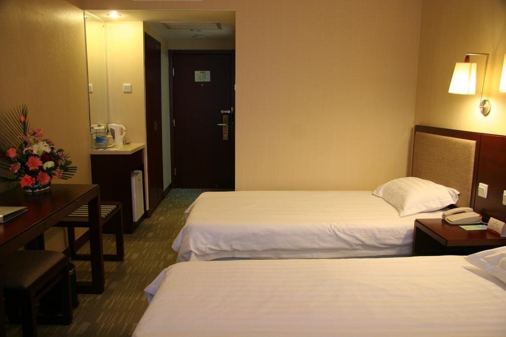 Изображение Beijing Chongwenmen Hotel 3*