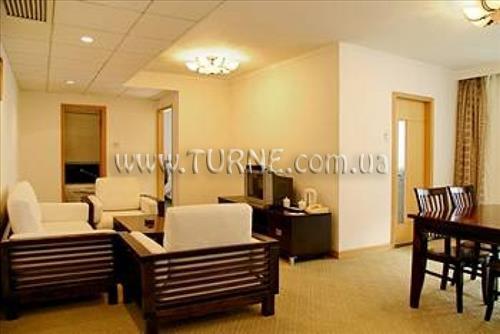 Отель Days Hotel Beijing New Exhibition Center 4*