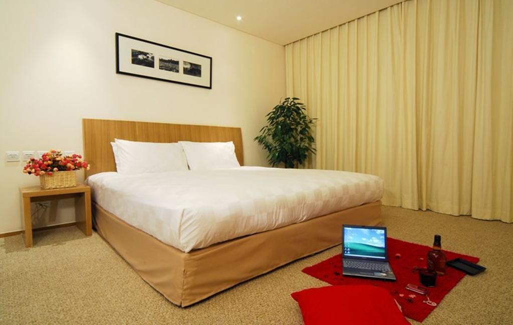 Traveler Inn Huaqiao Beijing 3* суреті