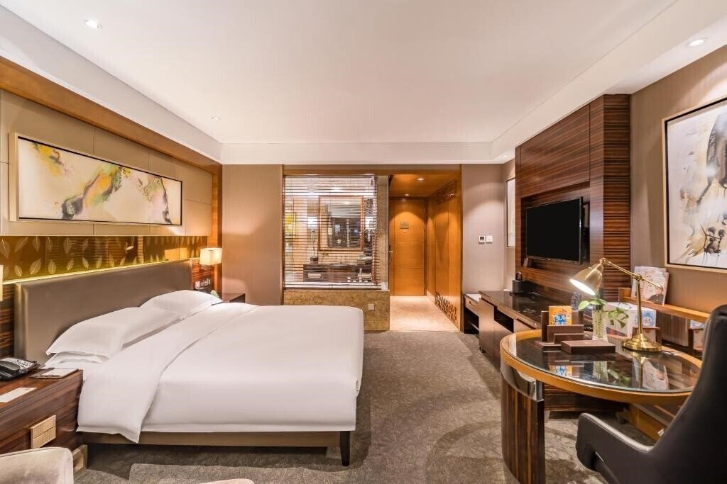 Картинка Lake View Hotel 5*