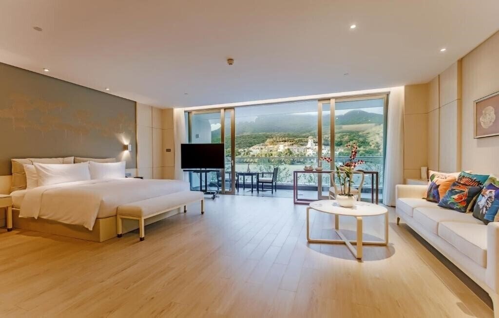 Palace Resort Yalong Bay 4* суреті