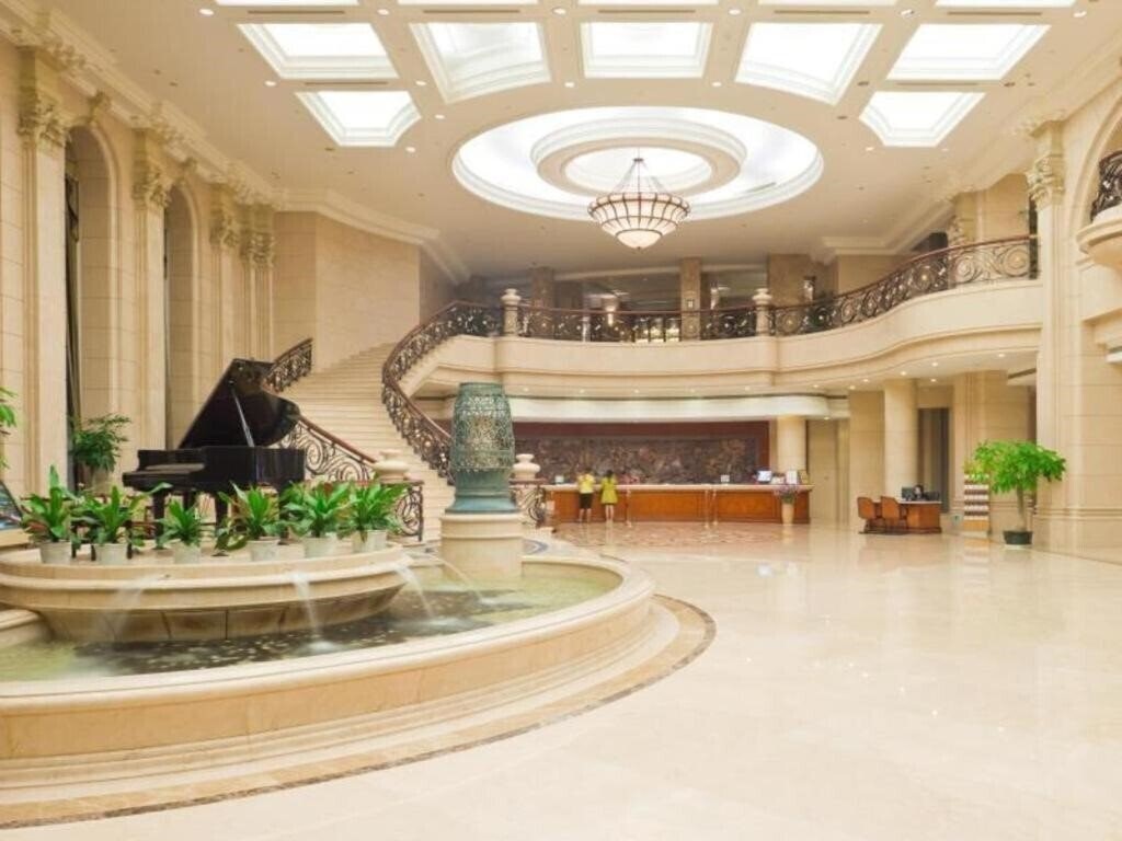 Изображение Baohong Hotel Sanya 4*