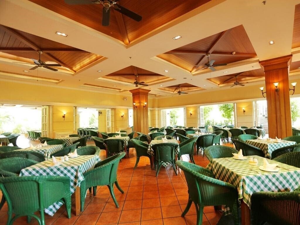 Фото Palm Beach Resort 5*