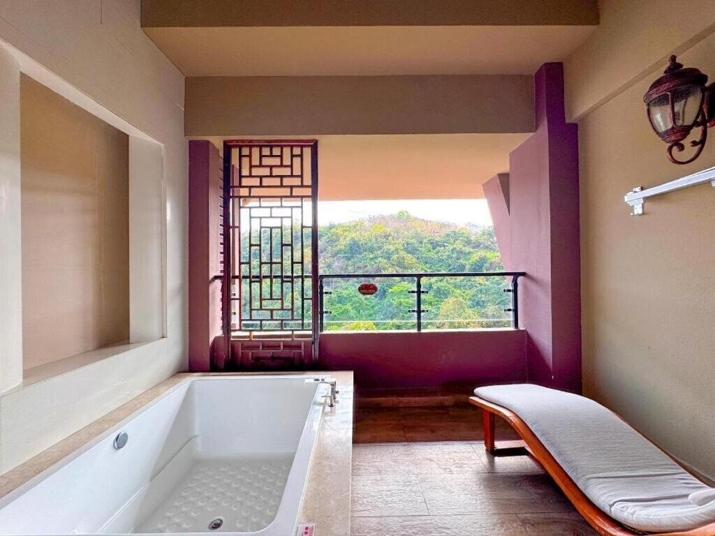 Фотография Four Season Ocean Courtyard Hotel 5*