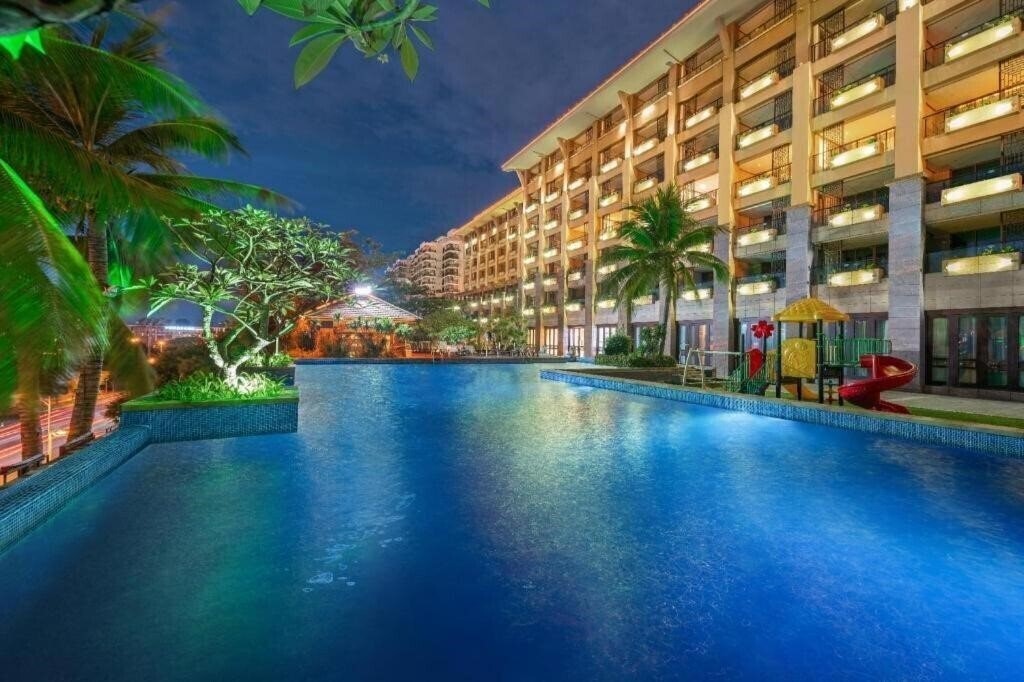 Изображение Four Season Ocean Courtyard Hotel 5*