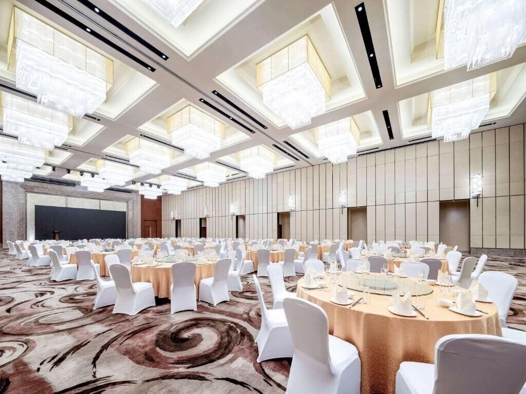 Фото Pullman Oceanview Sanya Bay Resort & Spa 5*