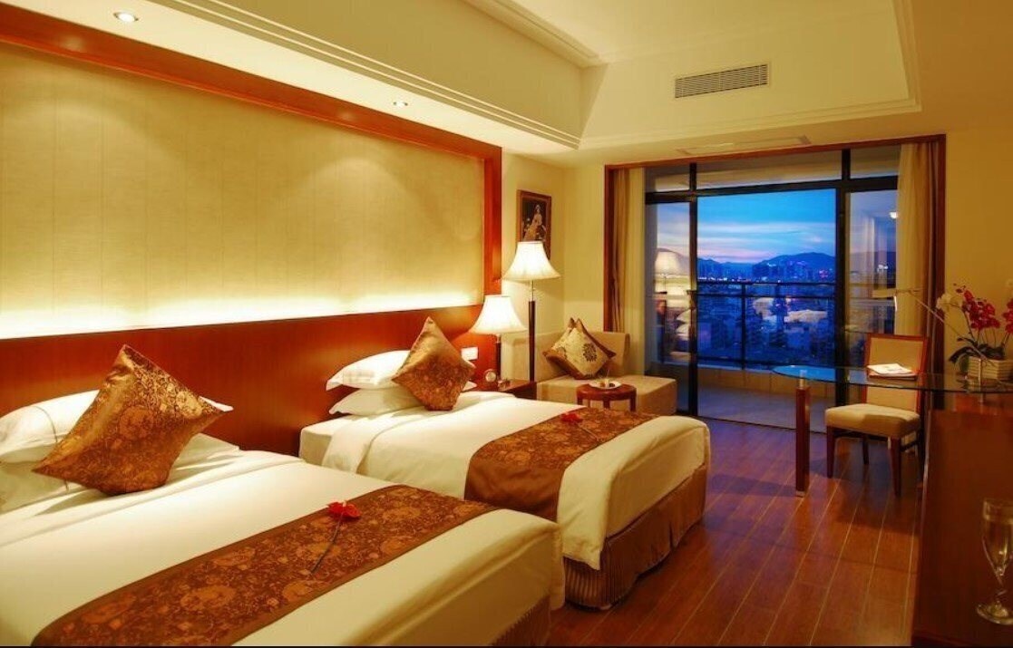 Фото International Hotel Sanya 3*