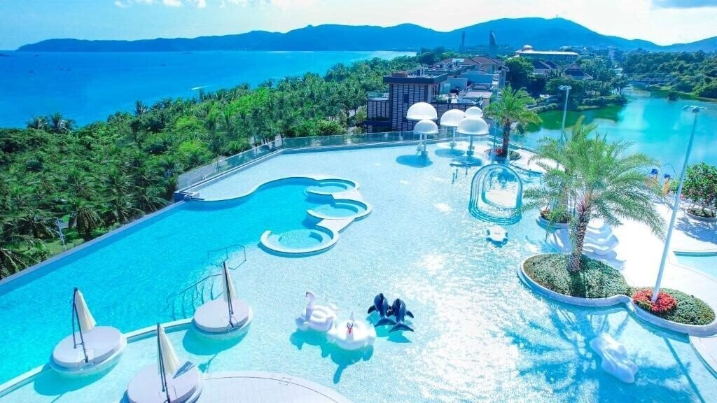 Картинка Hualuxe Sanya Yalong Bay Resort 5*